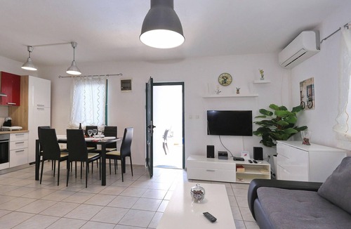Donje Rastane House | 2 bedroom accommodation in Rastane Donje