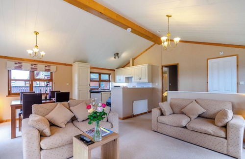 Blairgowrie Ski Chalet | 2 bedroom accommodation in Alyth, Perthshire