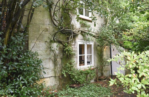 Crowborough Cottage | 2 bedroom accommodation in Crowborough