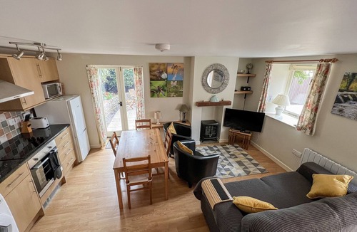 North Newton Cottage | 2 bedroom accommodation in North Newton