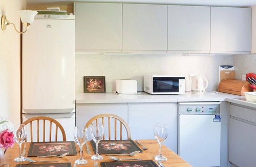 Wood Norton Cottage | 2 bedroom accommodation in Wood Norton