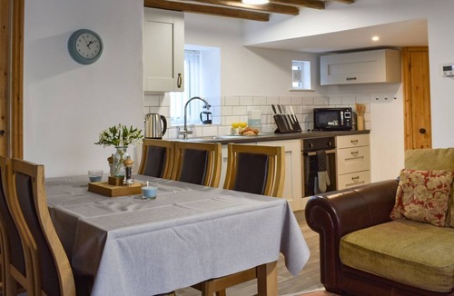 Dinas Cottage | 2 bedroom accommodation in Aberdesach