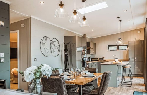 Bridgnorth Ski Chalet | 2 bedroom accommodation in Bridgnorth