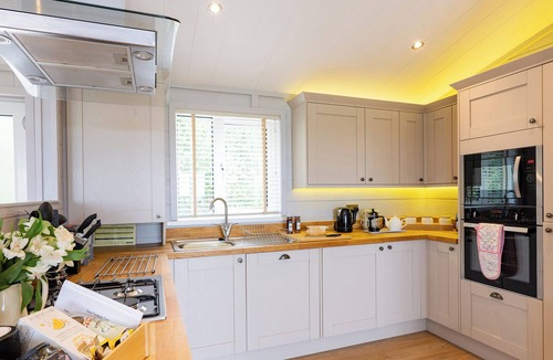 Cannington Ski Chalet | 2 bedroom accommodation in Cannington