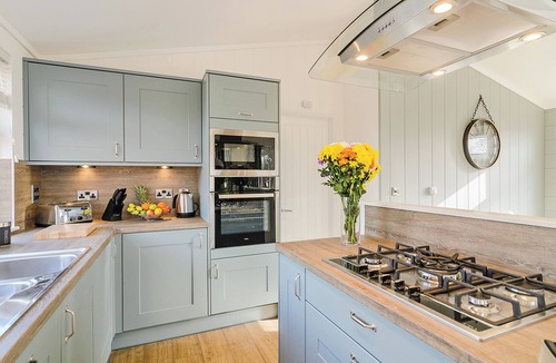 Stuppington Ski Chalet | 2 bedroom accommodation in Canterbury