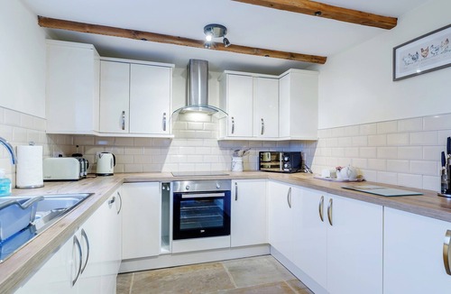 Ashover Cottage | 2 bedroom accommodation in Clay Cross