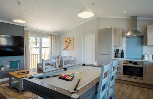 Raywell Ski Chalet | 2 bedroom accommodation in Raywell, Beverley