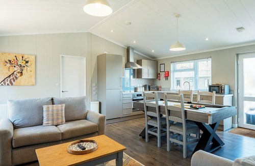 Raywell Ski Chalet | 2 bedroom accommodation in Raywell, Beverley