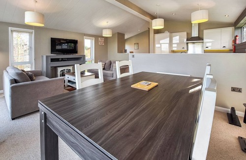 Raywell Ski Chalet | 2 bedroom accommodation in Raywell, Beverley