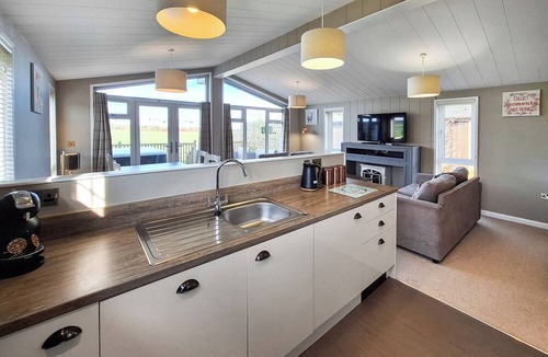 Raywell Ski Chalet | 2 bedroom accommodation in Raywell, Beverley