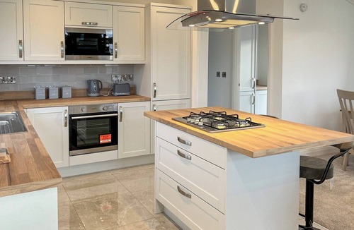 Edingworth Cabin | 2 bedroom accommodation in Edingworth