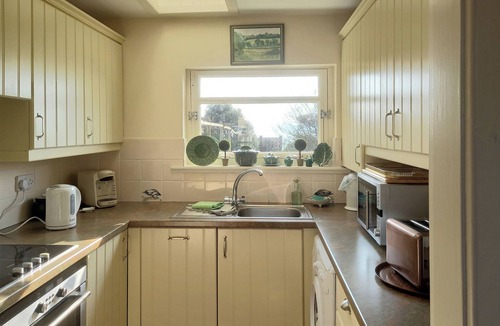 Helensburgh Cottage | 2 bedroom accommodation in Helensburgh