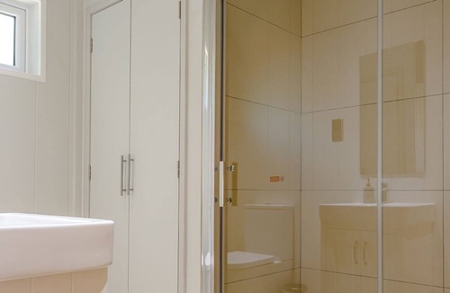 Widemouth Bay Cabin | 2 bedroom accommodation in Holsworthy