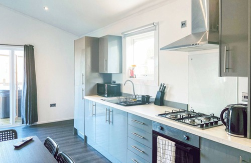 Kilwinning Cottage | 2 bedroom accommodation in Kilwinning