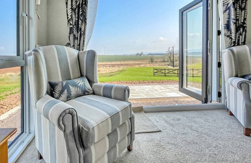 Laurencekirk Ski Chalet | 2 bedroom accommodation in Laurenkirk