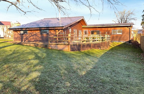 Cowbridge Cottage | 2 bedroom accommodation in Llwynhelig