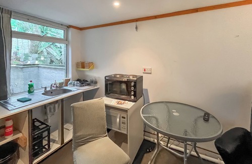 Telscombe Apartment | 2 bedroom accommodation in Peacehaven