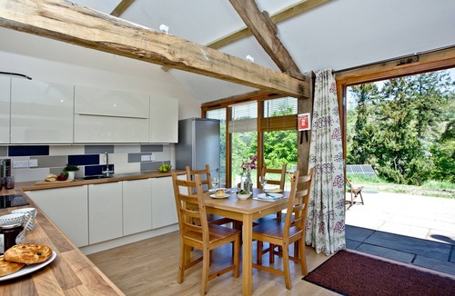 Umberleigh Cabin | 2 bedroom accommodation in Umberleigh