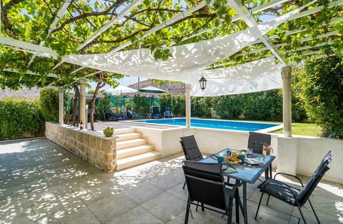 Bosanka House | 2 bedroom accommodation in Bosanka