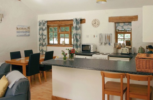 Yelland Cottage | 2 bedroom accommodation in Instow, near Barnstaple