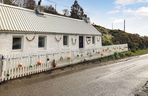 Thurso Cottage | 2 bedroom accommodation in Bettyhill
