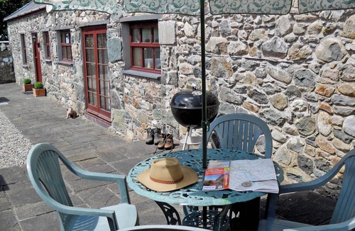 Bontnewydd Cottage | 2 bedroom accommodation in Bontnewydd, Caernarfon