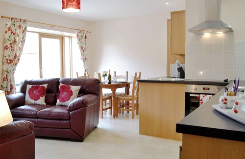 Carmarthen Cottage | 2 bedroom accommodation in Carmarthen