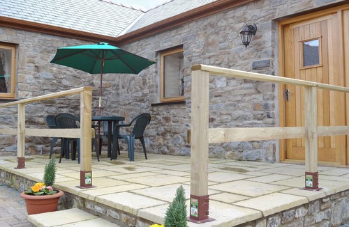 Carmarthen Cottage | 2 bedroom accommodation in Carmarthen