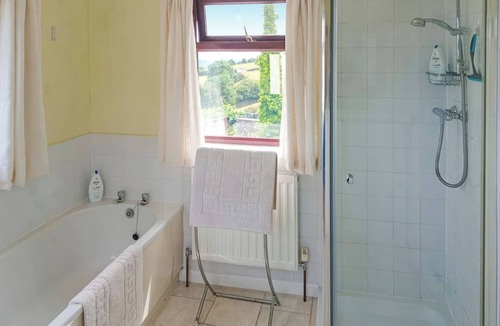 Littledean Cottage | 2 bedroom accommodation in Cinderford