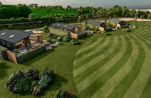 Ellesmere Cabin | 2 bedroom accommodation in Ellesmere