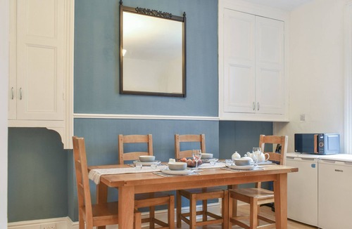 Hest Bank Cottage | 2 bedroom accommodation in Hest Bank