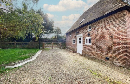 Ashford Cottage | 2 bedroom accommodation in Hothfield