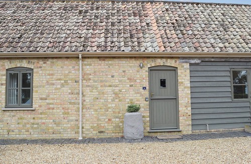 Clopton Cottage | 2 bedroom accommodation in Clopton, near Kettering