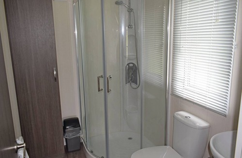 Gisleham RV Rental | 2 bedroom accommodation in Lowestoft