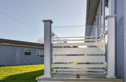 Oulton Broad Cottage | 2 bedroom accommodation in Lowestoft