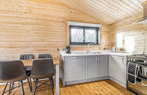 Driffield Ski Chalet | 2 bedroom accommodation in Nafferton