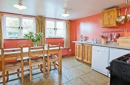 East Dereham Cottage | 2 bedroom accommodation in South Acre