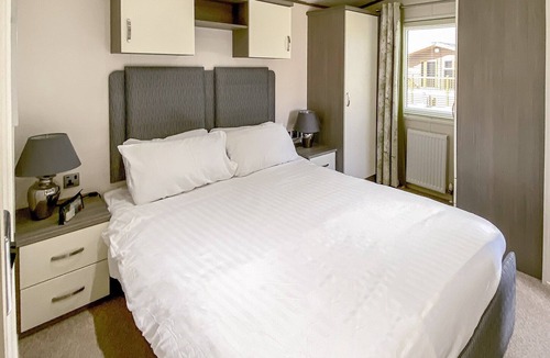 Sproatley House | 2 bedroom accommodation in Sproatley