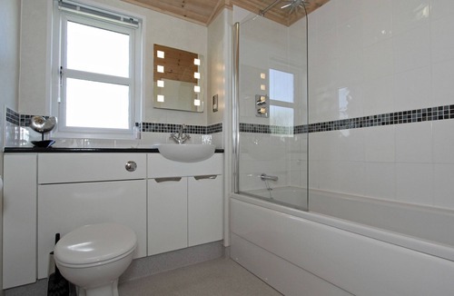 St Merryn Cabin | 2 bedroom accommodation in St. Merryn