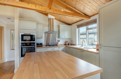 Westmarsh Ski Chalet | 2 bedroom accommodation in Monkton, Nr Ramsgate