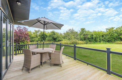 Westmarsh Ski Chalet | 2 bedroom accommodation in Monkton, Nr Ramsgate