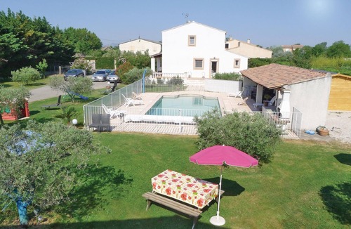 Mallemort Apartment | 2 bedroom accommodation in Mallemort
