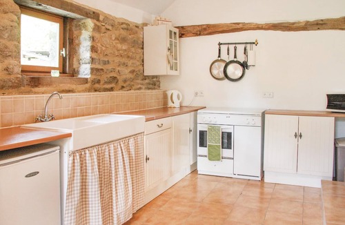 Saint-Goueno House | 2 bedroom accommodation in St Goueno