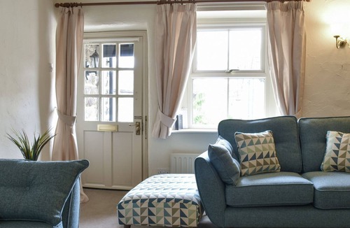 Baslow Cottage | 2 bedroom accommodation in Baslow, near Bakewell