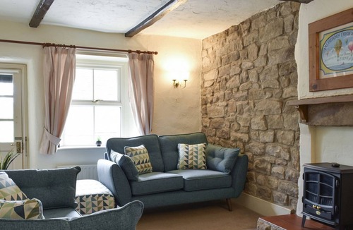 Baslow Cottage | 2 bedroom accommodation in Baslow, near Bakewell