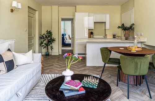 Montpelier Cottage | 2 bedroom accommodation in Brighton