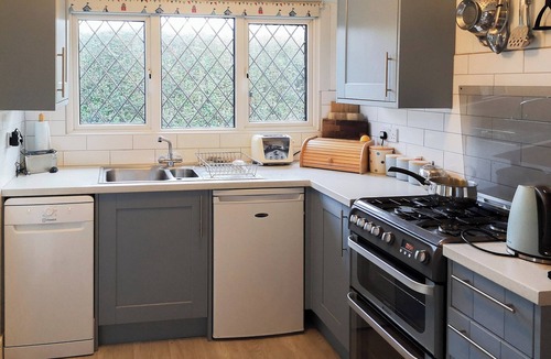 Bridport Cottage | 2 bedroom accommodation in Charmouth