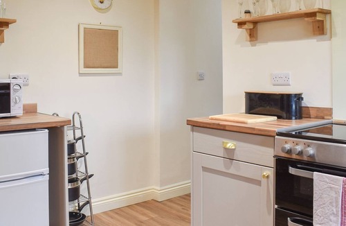 Swadlincote Cottage | 2 bedroom accommodation in Chilcote