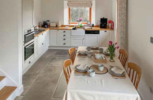 Tickenham Cottage | 2 bedroom accommodation in Clevedon