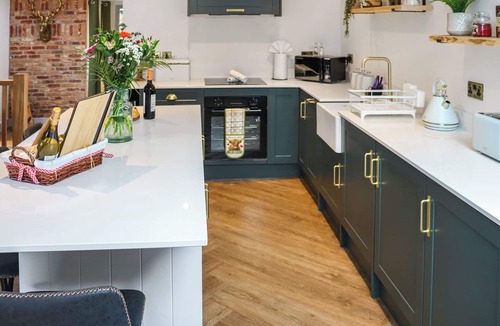 Loughor Cottage | 2 bedroom accommodation in Llanelli